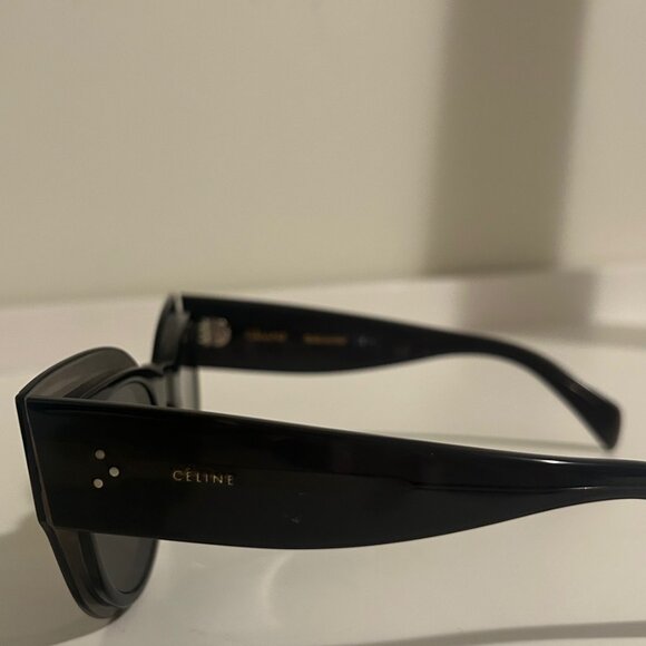 Celine Glossy Black Cat-Eye Sunglasses - Picture 4 of 7